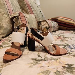 VIA SPIGA Leather 6.5 M Women's Sandals Eur Size 37 Tan,White, Black Buckle